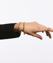Load image into Gallery viewer, Rolo Chain Bracelet