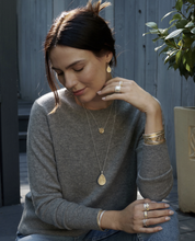 Load image into Gallery viewer, Classic Disc Necklace