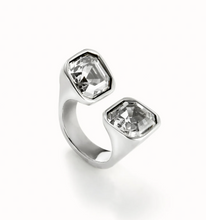 Load image into Gallery viewer, Ring with White Crystal