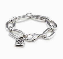 Load image into Gallery viewer, Oval Link Chain Bracelet