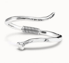 Load image into Gallery viewer, B12 Bracelet