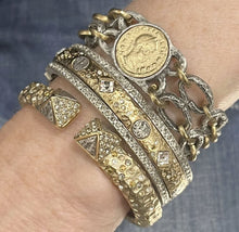 Load image into Gallery viewer, Tuscany Double Pyramid Bangle