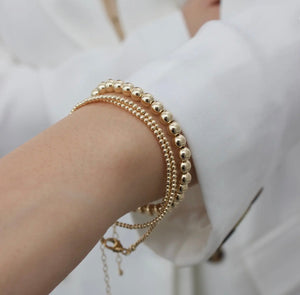 Gold ball bracelet