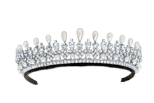 Load image into Gallery viewer, Pearl and Crystal Pear Tiara
