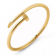 Load image into Gallery viewer, Nail cuff Cartier inspired