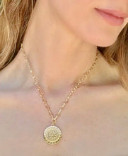 Load image into Gallery viewer, Sun Medallion Necklace