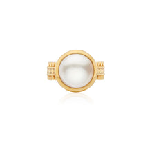 Load image into Gallery viewer, Coin Pearl Scalloped Cocktail Ring