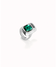 Load image into Gallery viewer, Silver ring with green crystal