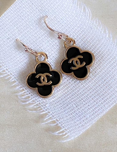 CC Black clover earring