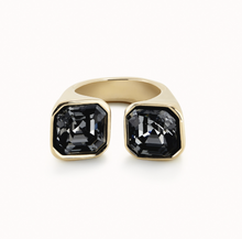 Load image into Gallery viewer, Ring with Black Crystal