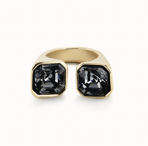 Ring with Black Crystal