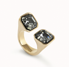 Load image into Gallery viewer, Ring with Black Crystal