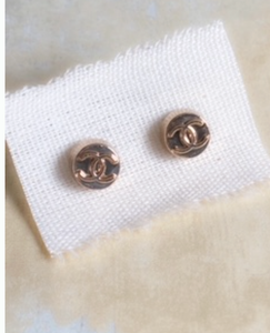 Mini Gold CC earring