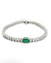 Load image into Gallery viewer, Emerald cut tennis bracelet