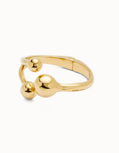 Load image into Gallery viewer, 18k gold-plated cuff bracelet with tree beads uno de 50