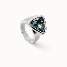 Load image into Gallery viewer, Triangular Ring with Green Crystal
