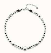 Load image into Gallery viewer, Beaded Short Necklace with Larger Central Bead