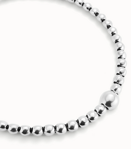 Beaded Short Necklace with Larger Central Bead