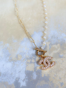 XLG CC Pearl necklace