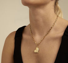 Load image into Gallery viewer, Heartbeat Necklace