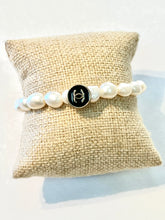Load image into Gallery viewer, CC pearl bracelet