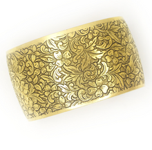 Load image into Gallery viewer, Michelle Floral Cuff