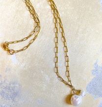 Load image into Gallery viewer, Paperclip Chain and Pearl Necklace